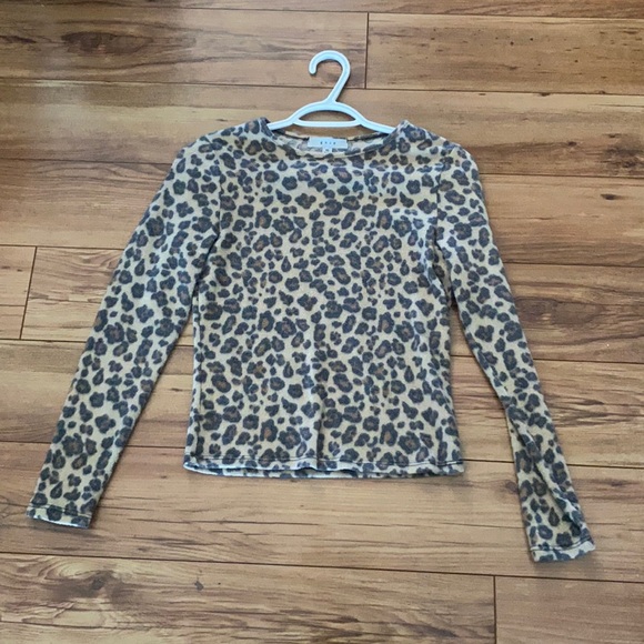 Fleece cheetah print top - Picture 1 of 2